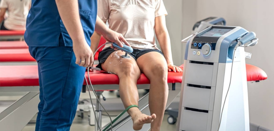 Algemene revalidatie en kinesitherapie bij MoveMed Antwerpen voor herstel, mobiliteit en pijnvermindering
